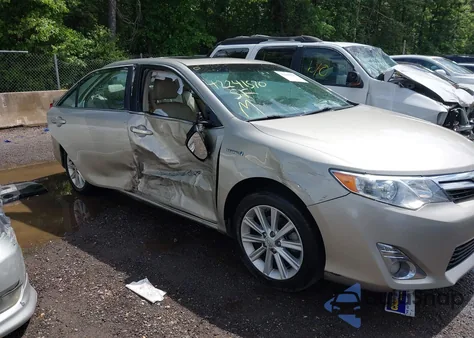2014 Toyota Camry Hybrid Xle z USA, uszkodzony, nr VIN 4T1BD1FK6EU100238